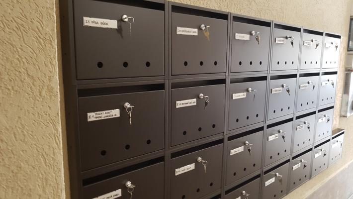 Read more about the article Beltéri lépcsőházi postaládára lenne szüksége?