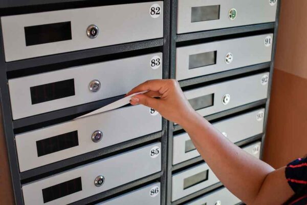 Read more about the article Milyen postaládát válasszunk a lakóközösségnek?